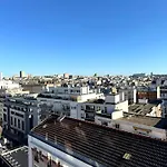 Nid Douillet Et Convivial A Gambetta, 20eme 巴黎